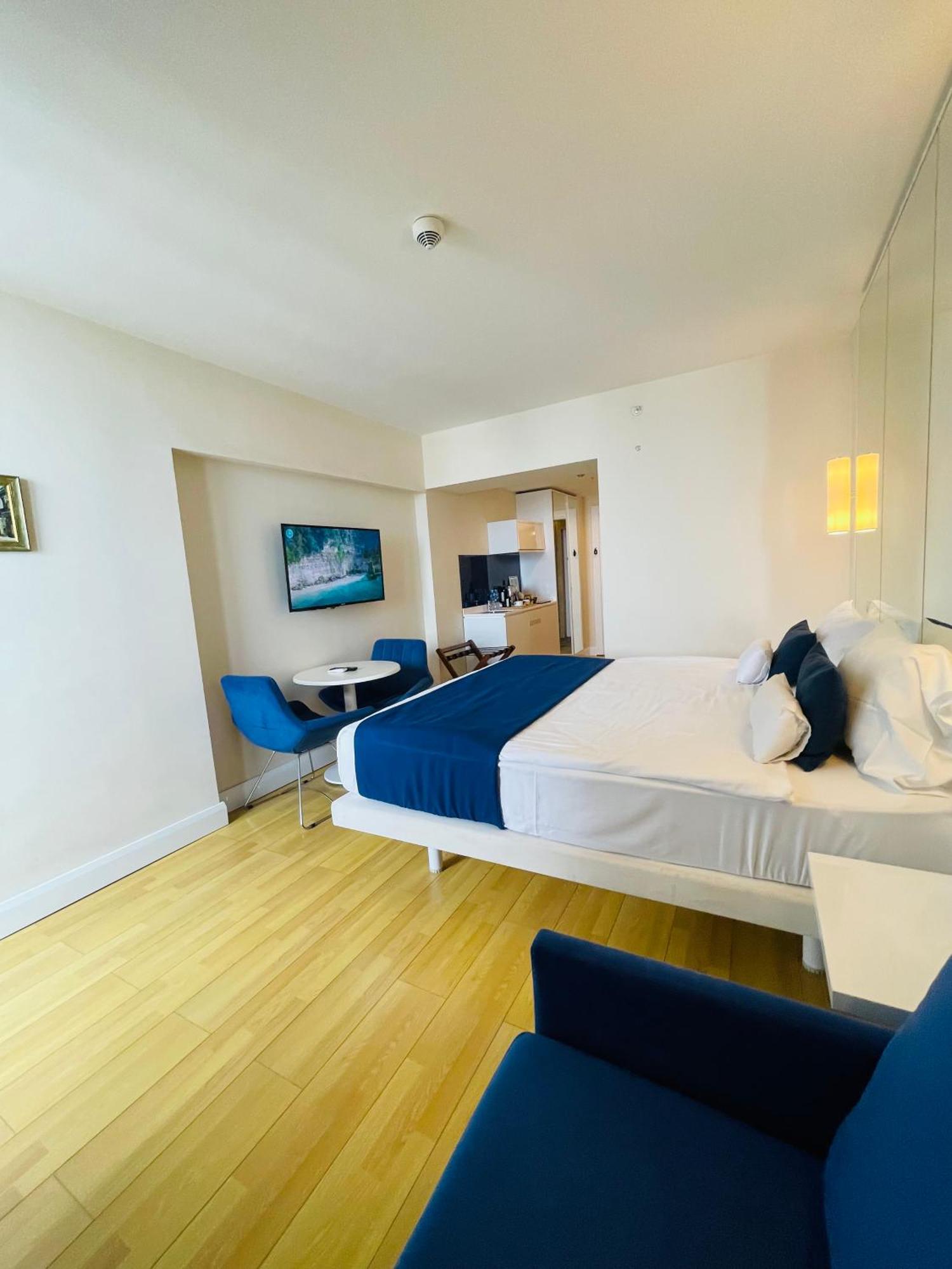 Luxury Batumi Hotel المظهر الخارجي الصورة