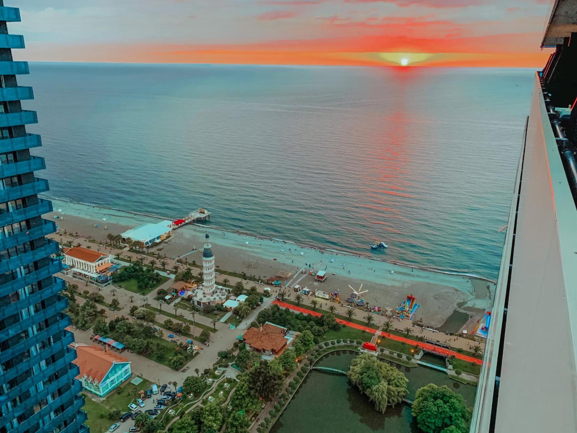Luxury Batumi Hotel المظهر الخارجي الصورة