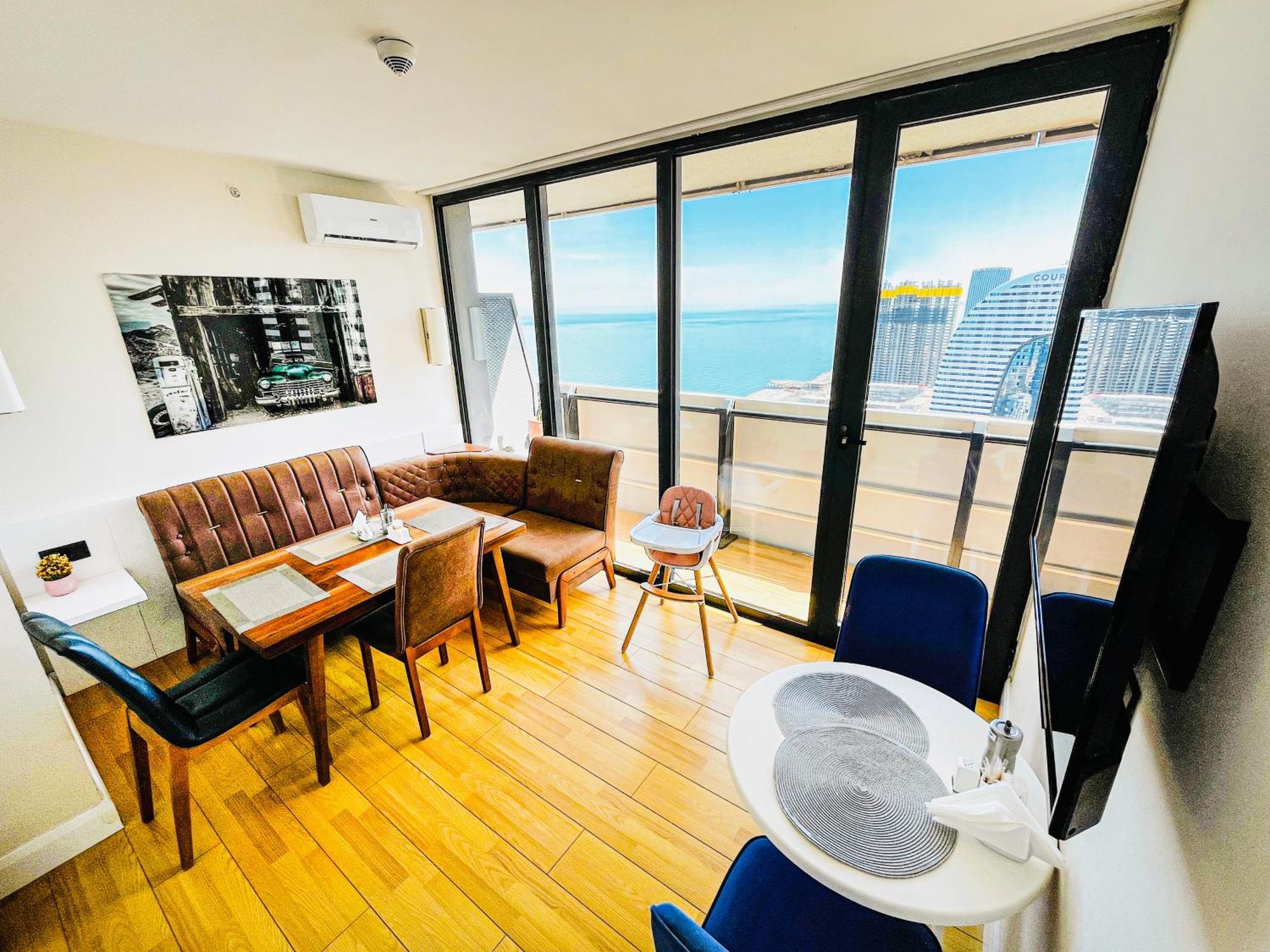 Luxury Batumi Hotel المظهر الخارجي الصورة
